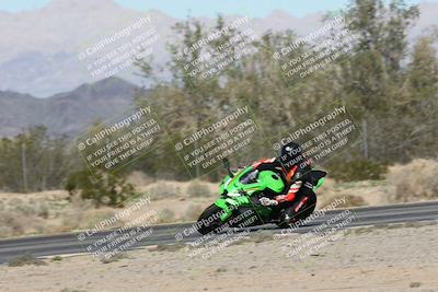 media/Jan-15-2026-Racers Edge (Thu) [[dfebeb70ab]]/3-B Group/Session 4 (Turn 6 Inside)/